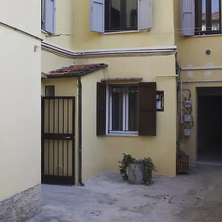 San Vitale Portici Flat 볼로냐